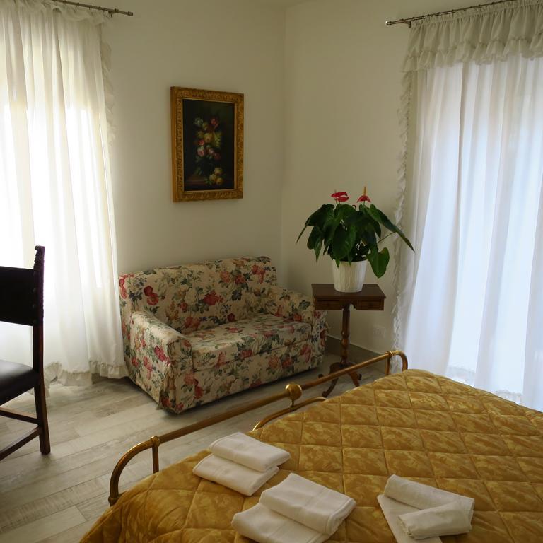 ホテルCasa Dolly Vatican ローマ 部屋 写真